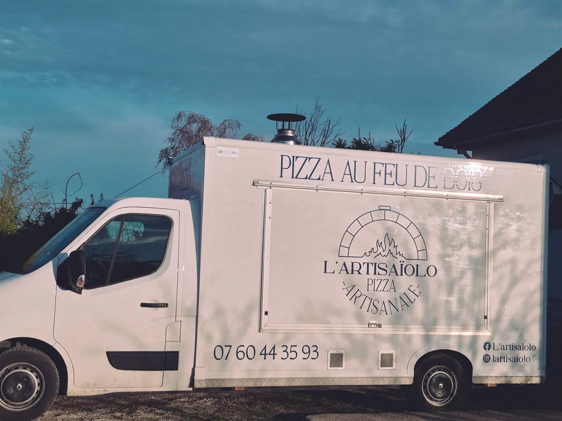 Le camion L'Artisaïolo, pizza au feu de bois